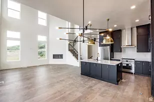 413 W Ascent Dr, Hideout, UT 84036 - Photo 2