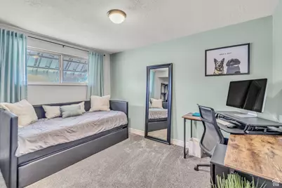 5326 S 2675 W, Roy, UT 84067 - Photo 10