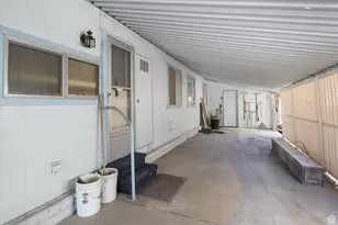 89 W Evening Star Way S, Sandy, UT 84070 - Photo 36