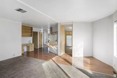 89 W Evening Star Way S, Sandy, UT 84070 - Photo 22