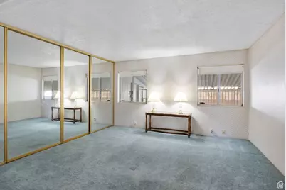 89 W Evening Star Way S, Sandy, UT 84070 - Photo 24