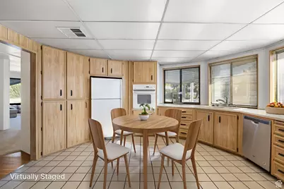 89 W Evening Star Way S, Sandy, UT 84070 - Photo 14