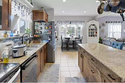 2879 S 9100 W, Magna, UT 84044 - Photo 12