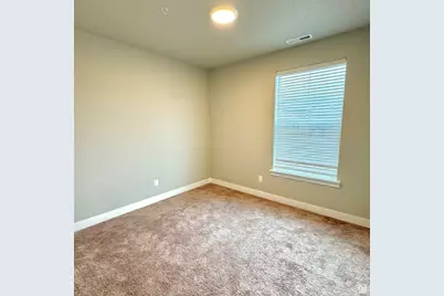 884 N Van Dyne Dr #E304, Saratoga Springs, UT 84045 - Photo 8