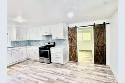 295 S Main St, Providence, UT 84332 - Photo 6