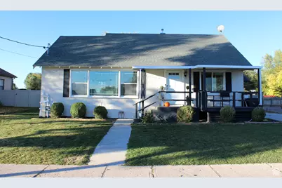 165 E Center, Gunnison, UT 84634 - Photo 2