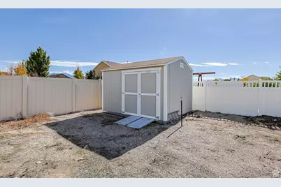 856 Rodeo Dr, Grantsville, UT 84029 - Photo 40