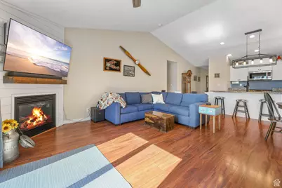 856 Rodeo Dr, Grantsville, UT 84029 - Photo 10