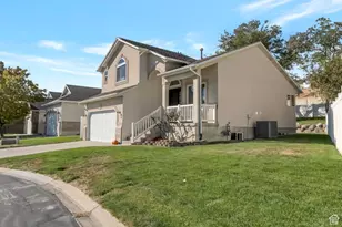 1137 E Parkstone Dr, Draper, UT 84020 - Photo 2