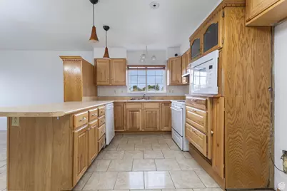 163 S Main St, Huntington, UT 84528 - Photo 8