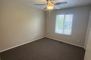 1404 E 8685 S, Sandy, UT 84093 - Photo 14