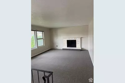 1404 E 8685 S, Sandy, UT 84093 - Photo 2