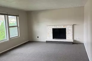 1404 E 8685 S, Sandy, UT 84093 - Photo 2