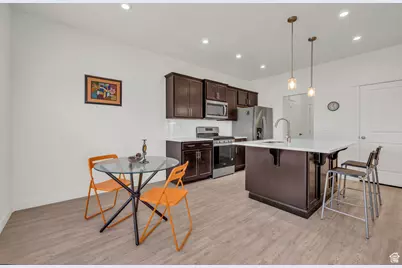 4536 E Hurstbourne Dr, Eagle Mountain, UT 84005 - Photo 6