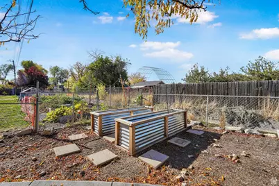 917 N Garden Dr, Orem, UT 84057 - Photo 28