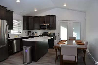 805 N 980 W, Tremonton, UT 84337 - Photo 2