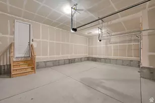 8674 N Halloran Ct, Lake Point, UT 84074 - Photo 34