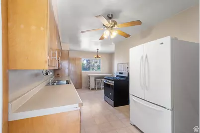 264 W International Ave, Tooele, UT 84074 - Photo 16