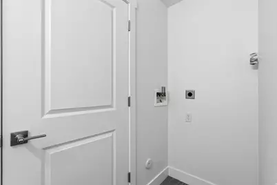 2085 N Main St #302, Sunset, UT 84015 - Photo 14