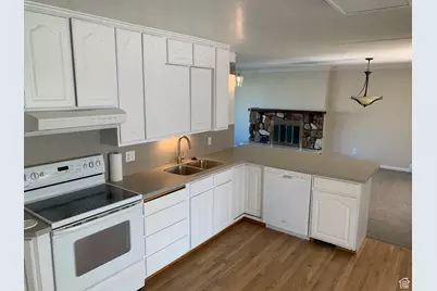 5 W 5878 S, Murray, UT 84107 - Photo 8