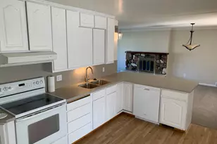 5 W 5878 S, Murray, UT 84107 - Photo 8