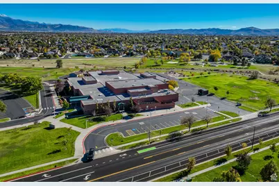 5189 W Dove Creek Ln S, West Jordan, UT 84081 - Photo 30