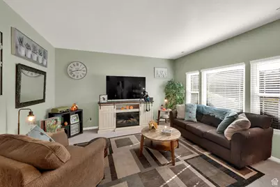 5189 W Dove Creek Ln S, West Jordan, UT 84081 - Photo 6