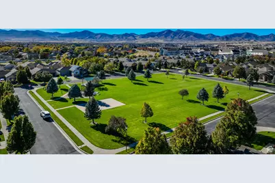 5189 W Dove Creek Ln S, West Jordan, UT 84081 - Photo 24