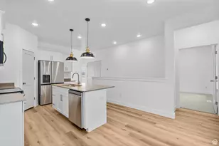 234 W Crescent Ln, Tooele, UT 84074 - Photo 2