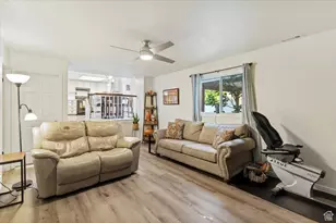 818 E Creekside Dr S, Layton, UT 84041 - Photo 10