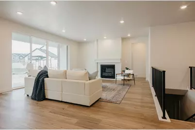 3009 N Lone Pine St #635, Eagle Mountain, UT 84005 - Photo 4