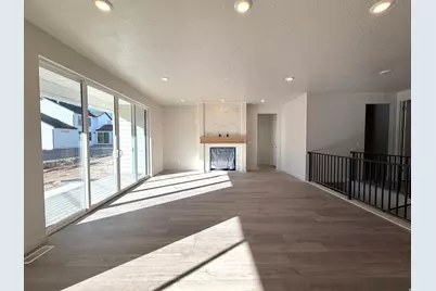 3009 N Lone Pine St #635, Eagle Mountain, UT 84005 - Photo 4