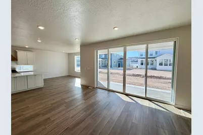 3009 N Lone Pine St #635, Eagle Mountain, UT 84005 - Photo 6