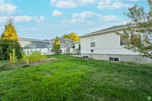 8453 S Windmill Dr, West Jordan, UT 84081 - Photo 20