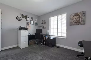 2439 W Bridle Oak Dr, South Jordan, UT 84095 - Photo 8