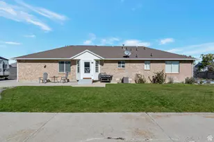 2439 W Bridle Oak Dr, South Jordan, UT 84095 - Photo 38