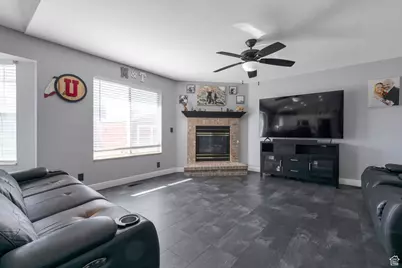 2439 W Bridle Oak Dr, South Jordan, UT 84095 - Photo 22