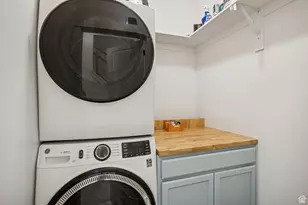 4563 W Daybreak Rim Way, South Jordan, UT 84009 - Photo 28