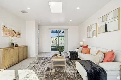 4563 W Daybreak Rim Way, South Jordan, UT 84009 - Photo 2