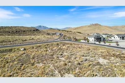 9532 N Belle St #626, Eagle Mountain, UT 84005 - Photo 2