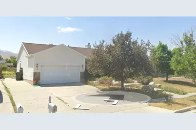 792 E 540 N, Tooele, UT 84074 - Photo 2