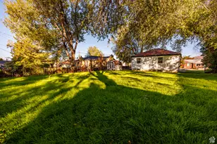 2290 E 2700 S, Salt Lake City, UT 84109 - Photo 24