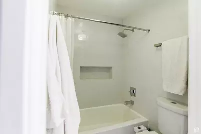 4656 Woodduck Ln, Salt Lake City, UT 84117 - Photo 28