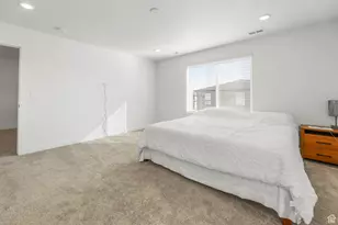 576 E Hearth Ln, Eagle Mountain, UT 84005 - Photo 32