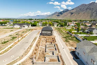 717 S Harrison Dr, Springville, UT 84663 - Photo 40