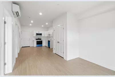 2085 N Main St #201, Sunset, UT 84015 - Photo 4