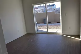 2085 N Main St, Sunset, UT 84015 - Photo 8