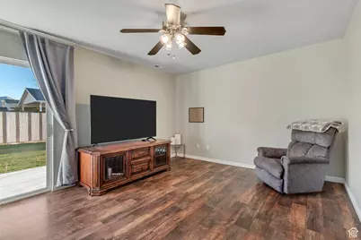 883 W 660 S, Tooele, UT 84074 - Photo 18