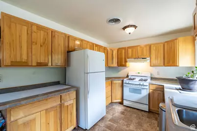 2711 Old City Park, Moab, UT 84532 - Photo 16