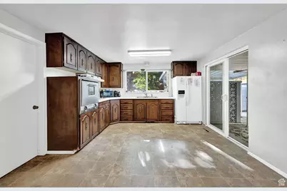 4825 S Burch Creek Dr. E, South Ogden, UT 84403 - Photo 10